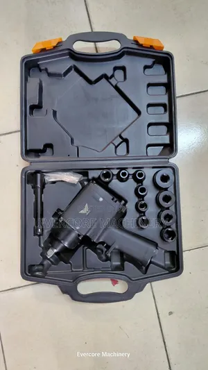 Best Quality Air Impsct Wrench Half Inch With Accessories.