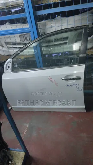 Premio 260 Front LHS Door