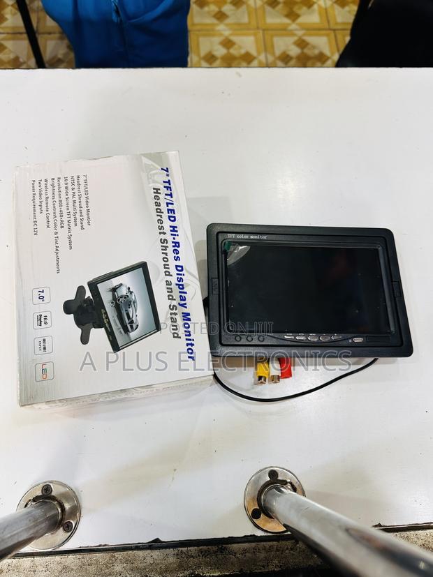 7 TFT LCD Backlight Color Mirror Monitor for Car Reverse Rear View