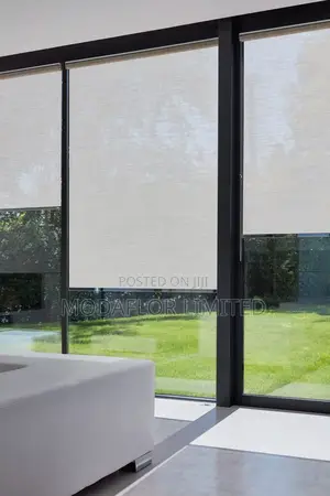 Designer Mesh Sunscreen Blinds for Stylish Spaces