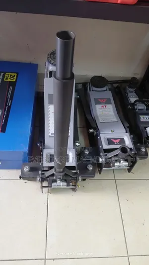 Heavy Duty 4 Tonne Car Lift Jack Machine Best Quality.