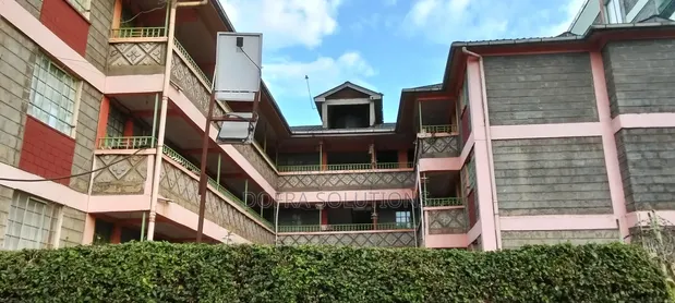 2bdrm Block of Flats in Kinoo for sale