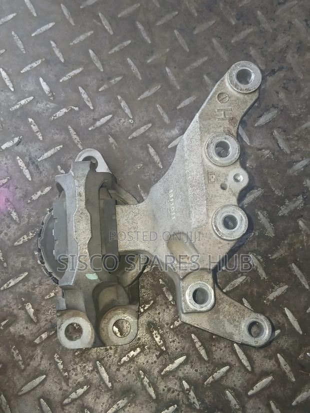 Engine Mounting Xtrail (Nt32)