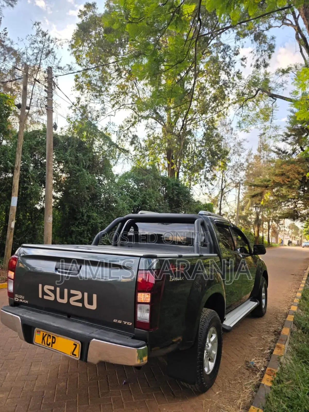 Isuzu D-MAX 2018 Gray