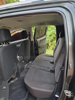 Isuzu D-MAX 2018 Gray