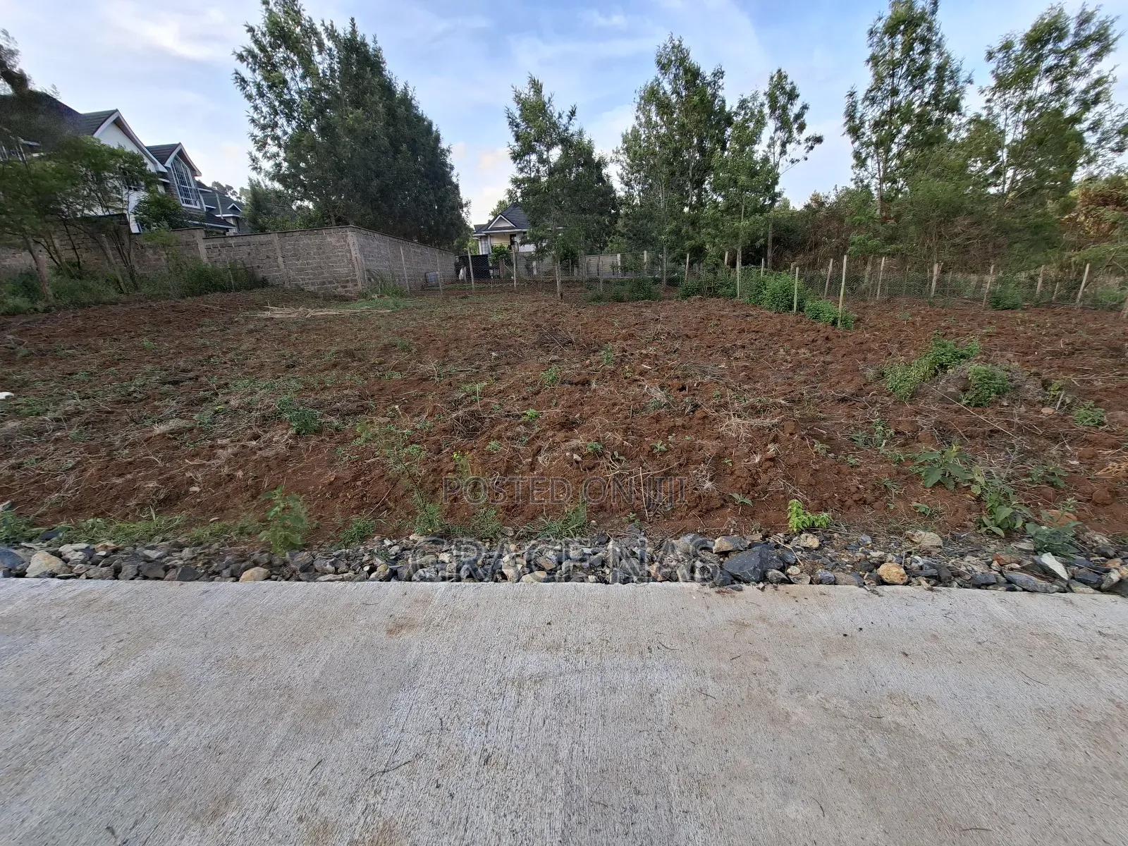 Land for Sale Quarter Acre Kerarapon 1/4