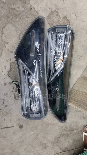 Harrier New Model Taillights