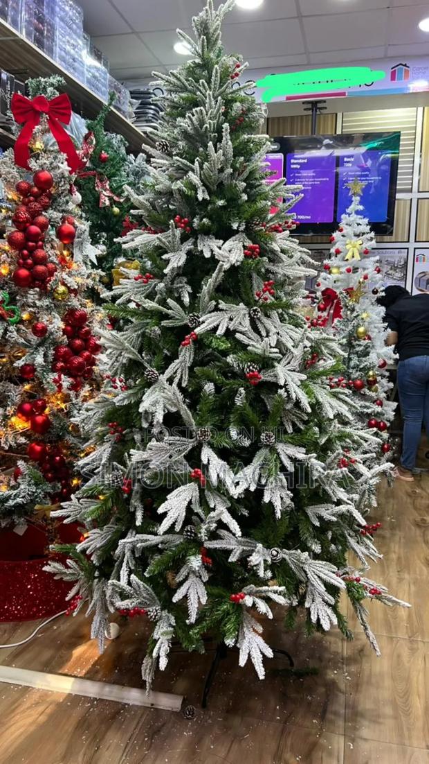 Pine Snow Flocked Christmas Tree With Cone and Berries 7ft - thumbnail 2