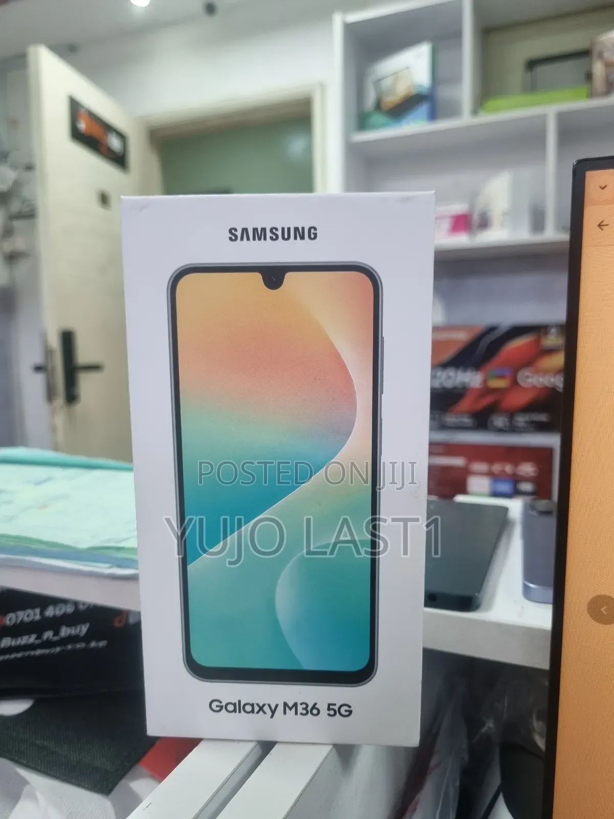 New Samsung Galaxy M36 5G 128 GB Orange
