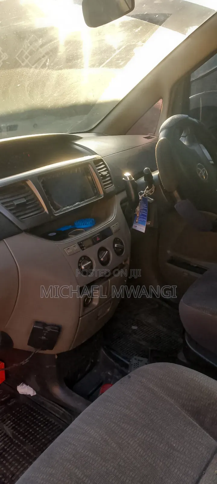 Toyota Noah 2006 Silver