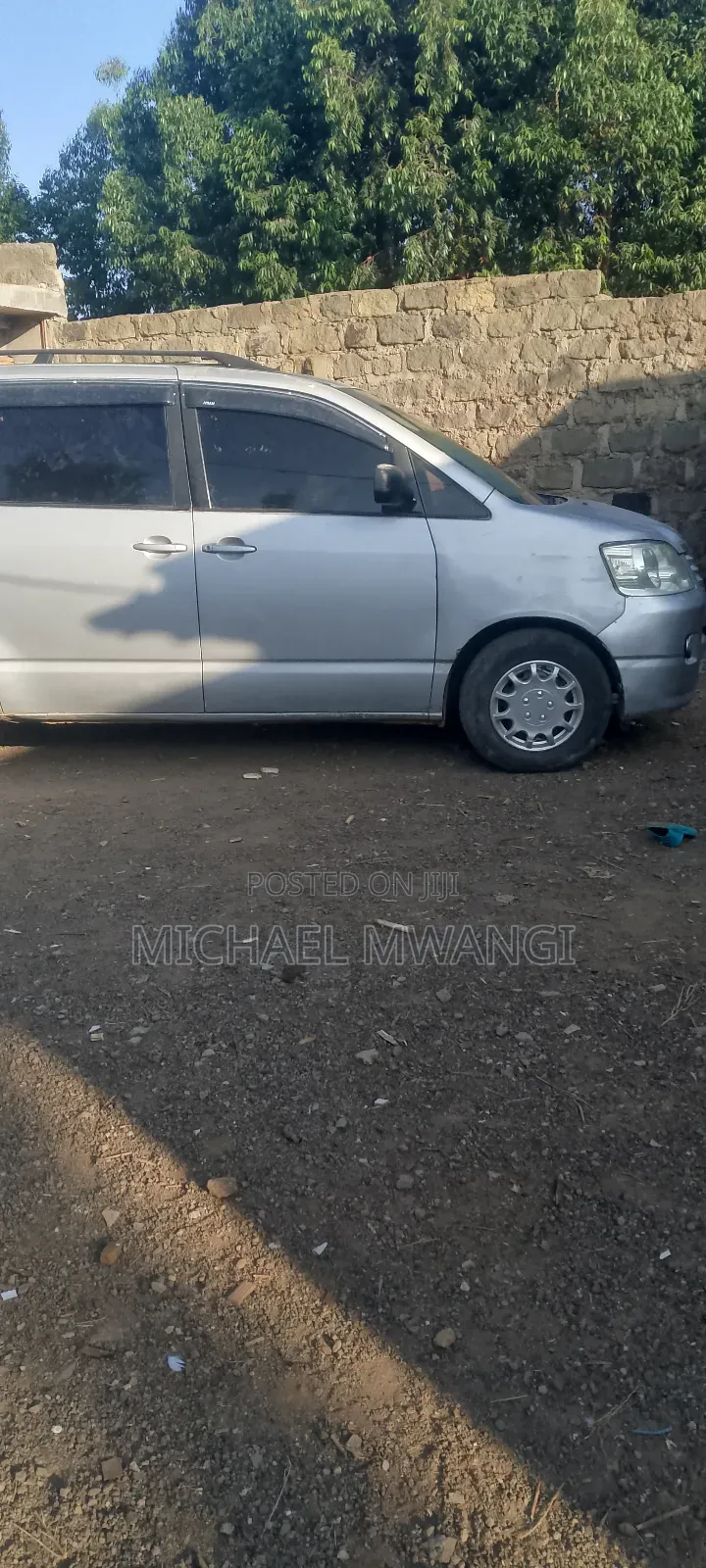 Toyota Noah 2006 Silver