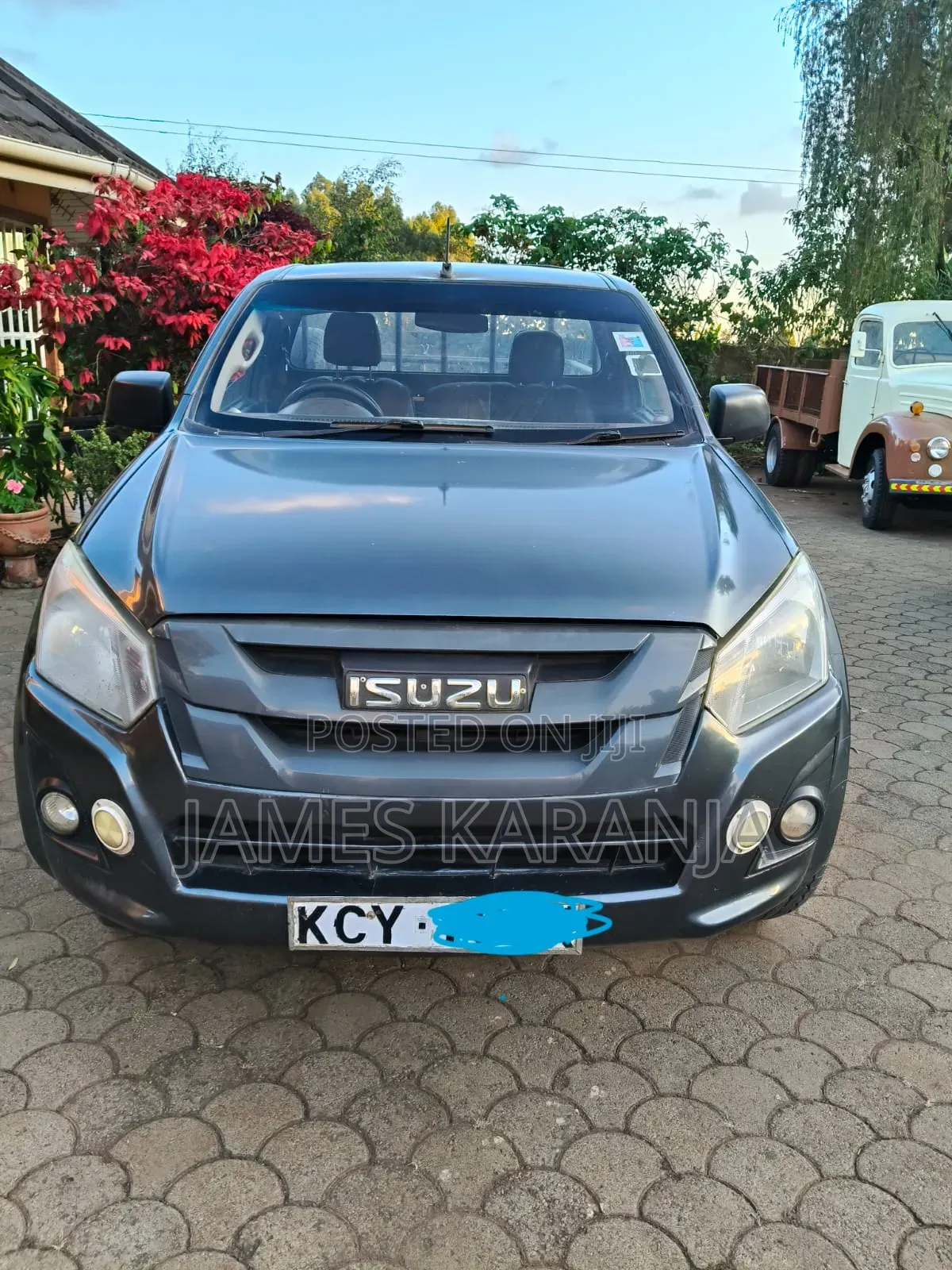 Isuzu D-MAX 2020 Gray