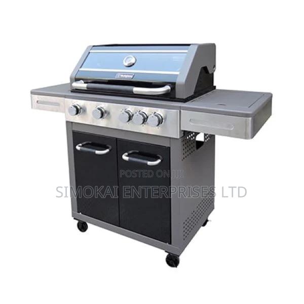 4 Burner Barbeque With A Side Burner - main view