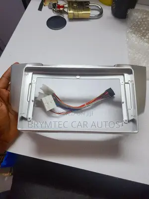 Toyota Harrier 2008 9inch Android Console