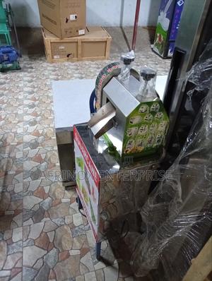 Powerful Sugarcane Juicer Machine – Perfect for Business! - thumbnail 2