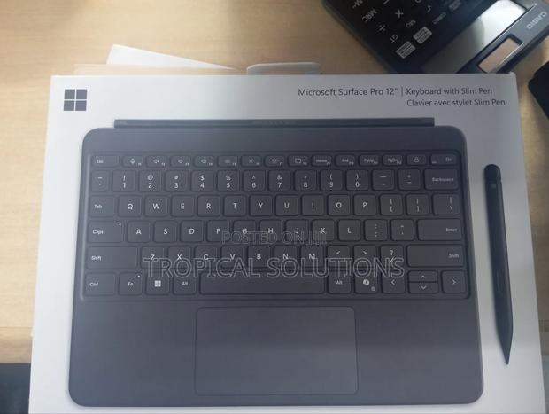 Microsoft Surface Pro 12 Keyboard With Slim Pen - thumbnail 2