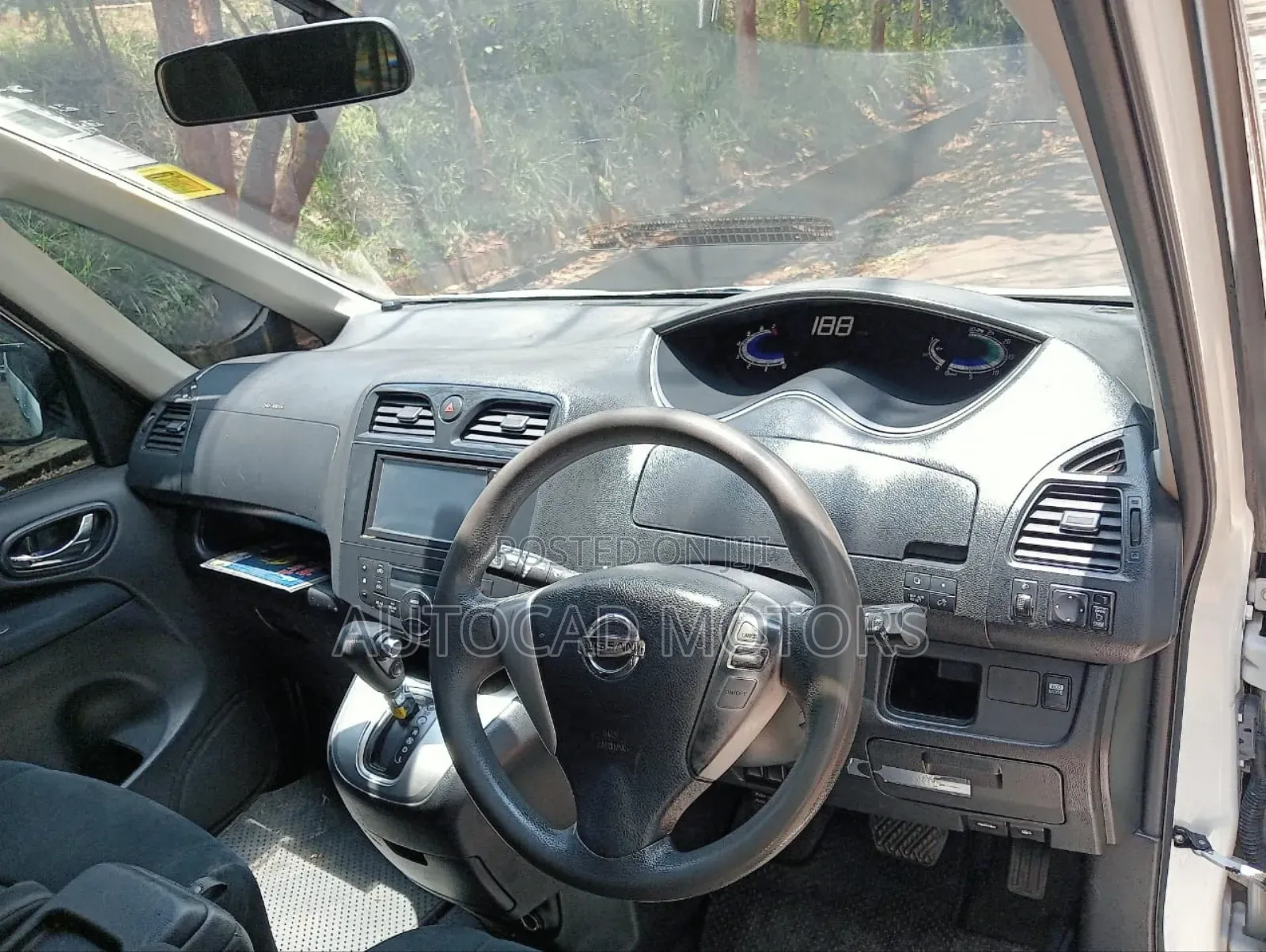 Nissan Serena 2013 White