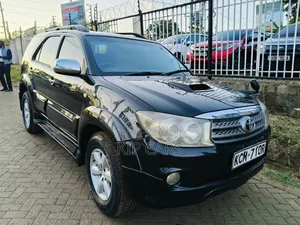 Toyota Fortuner 3.0 D AWD 2010 Black