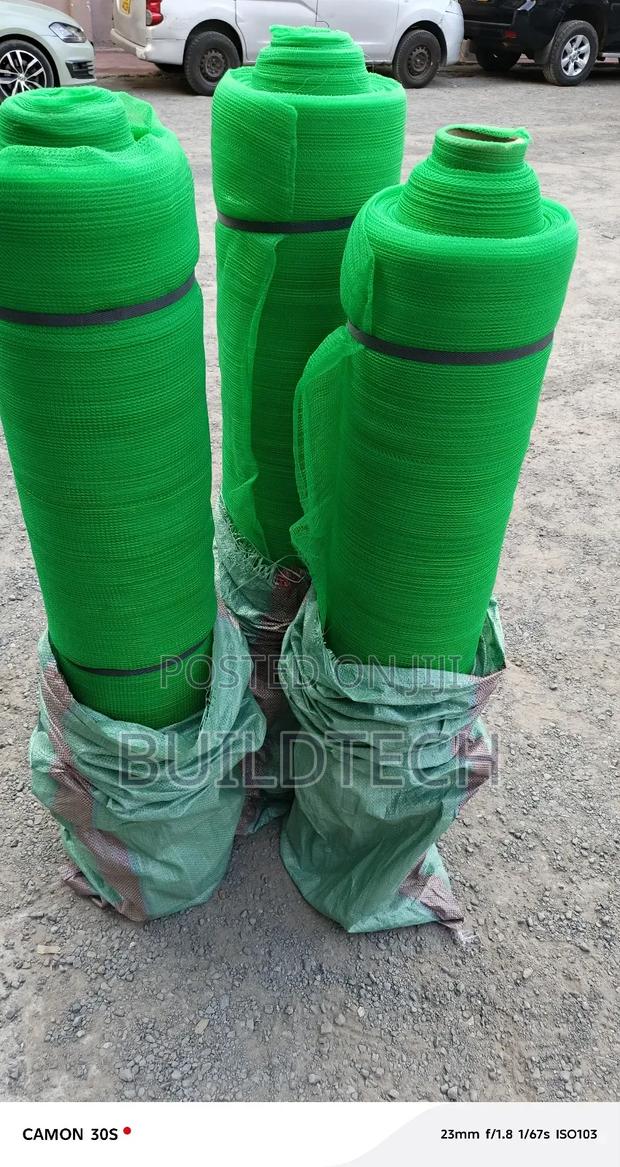 Green Scaffold Dust Debris Net - main view