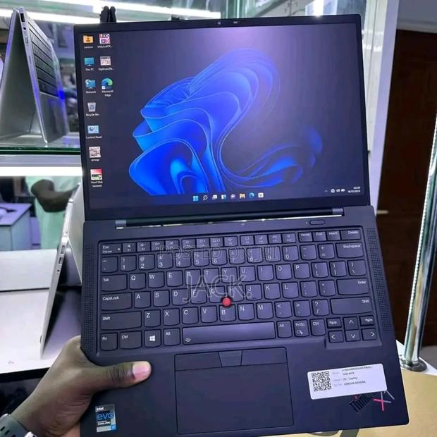 Laptop Lenovo ThinkPad X1 Carbon 16GB Intel Core I7 SSD 512GB - thumbnail 3