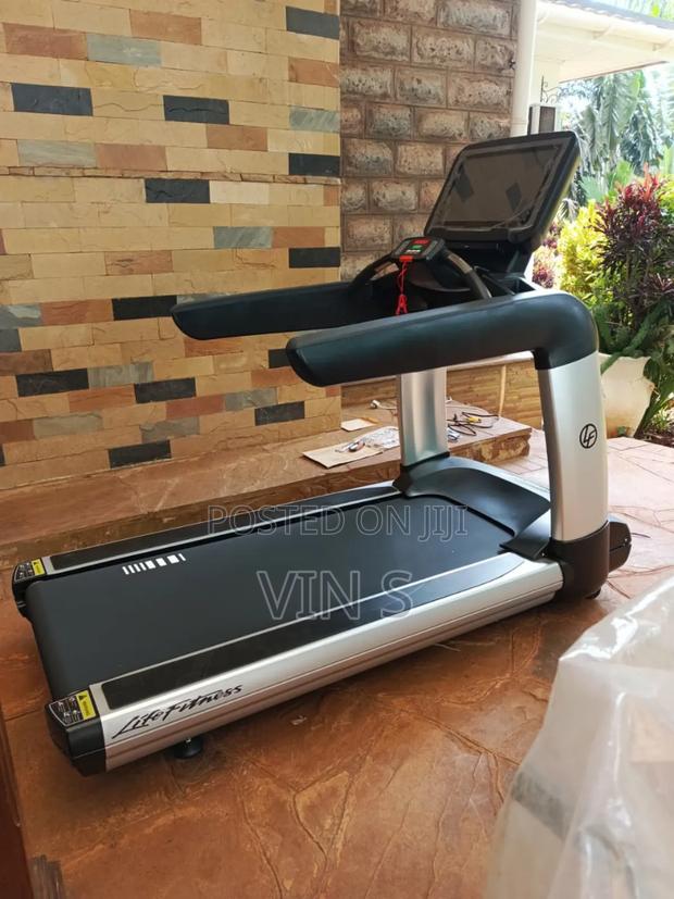 Commercial Treadmill~ Commêrcial Trêadmill" Commėrcial Tréadmill