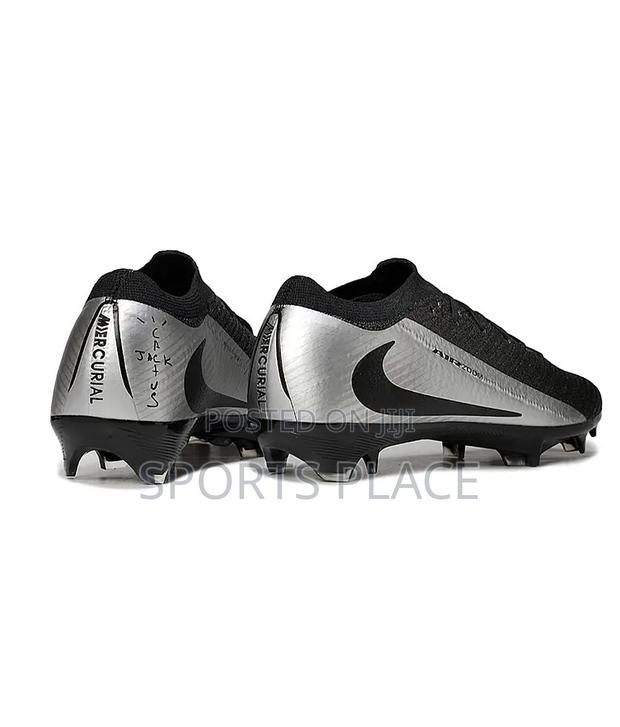 Nike X Travis Scott "Cactus Jack" Soccer Boots - Silver/Black Edition - main view