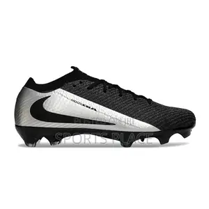 Nike X Travis Scott "Cactus Jack" Soccer Boots - Silver/Black Edition