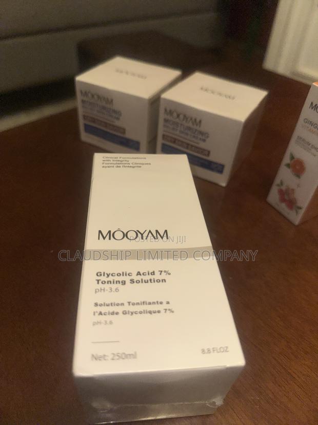 Glycolic Acid 7% Toning Solution - thumbnail 3