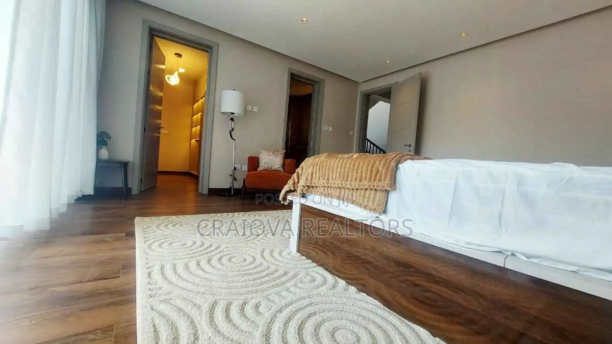 4bdrm Townhouse/Terrace in Langata for sale
