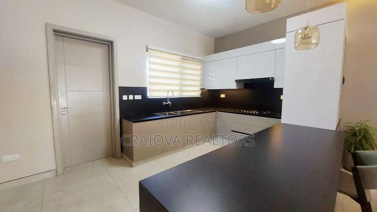 4bdrm Villa in Langata for sale