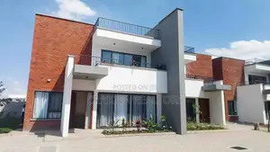 4bdrm Villa in Langata for sale