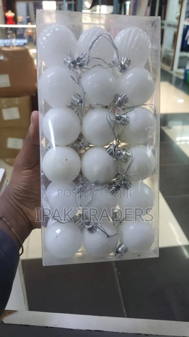 *36pc Set Christmas Bubbles*
-Size: 4cm - main view