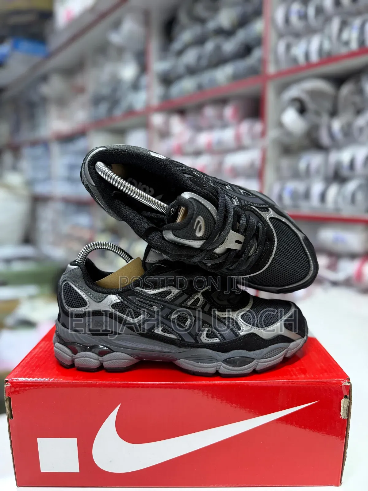 Asic Gel “Nyc” Black 
Sizes 37,38,39,40,41,42,43,44,45