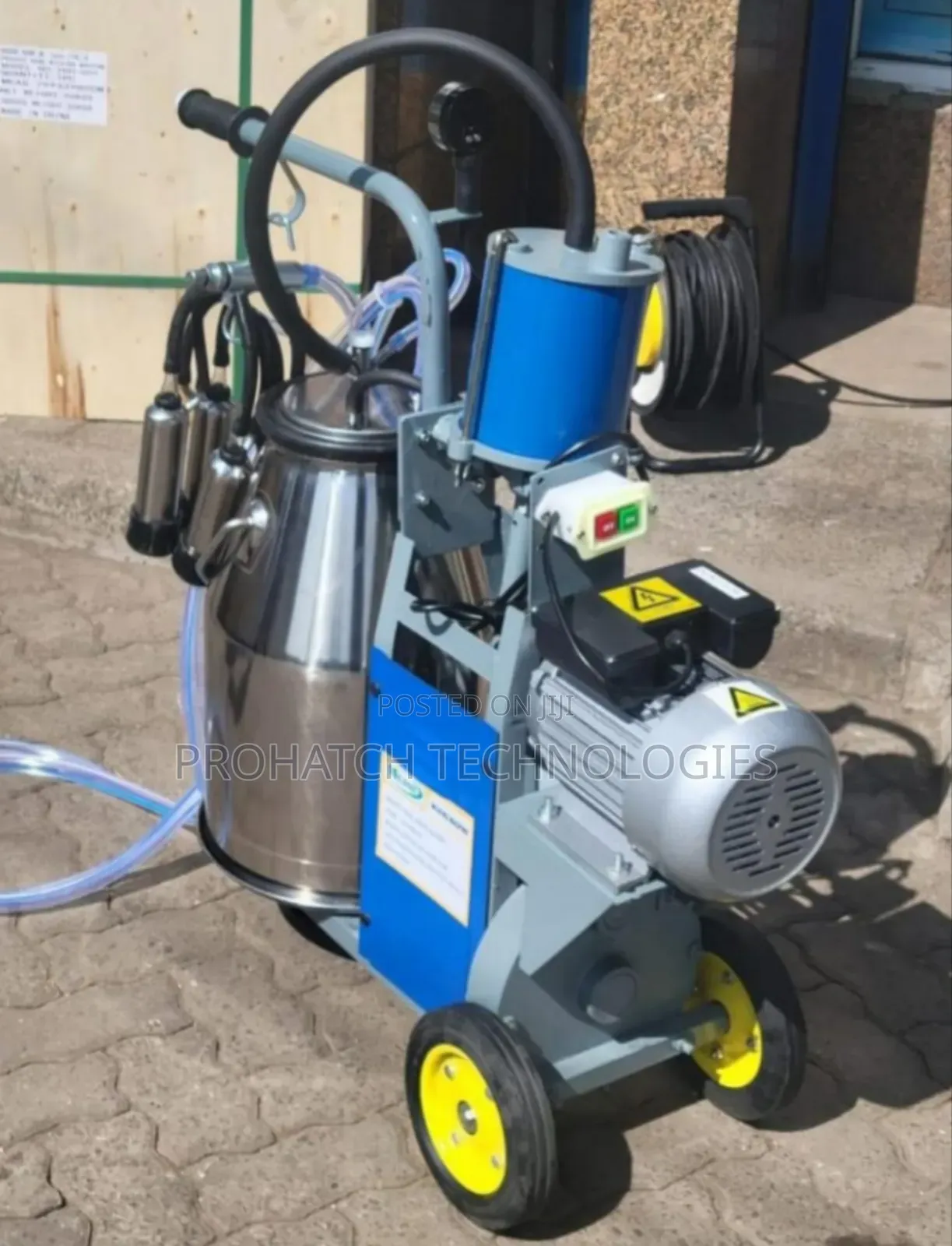 Single Barrel Cow Milking Machine