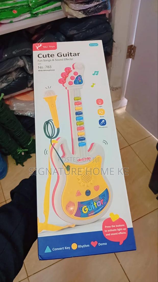 Kid's Guitar - main view