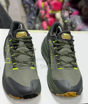 New Balance Fresh Foam Sneakers