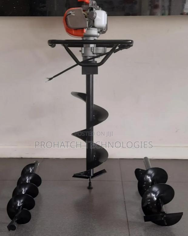 Quality Drilling Hawking Earth Auger 4stroke Engine - main view