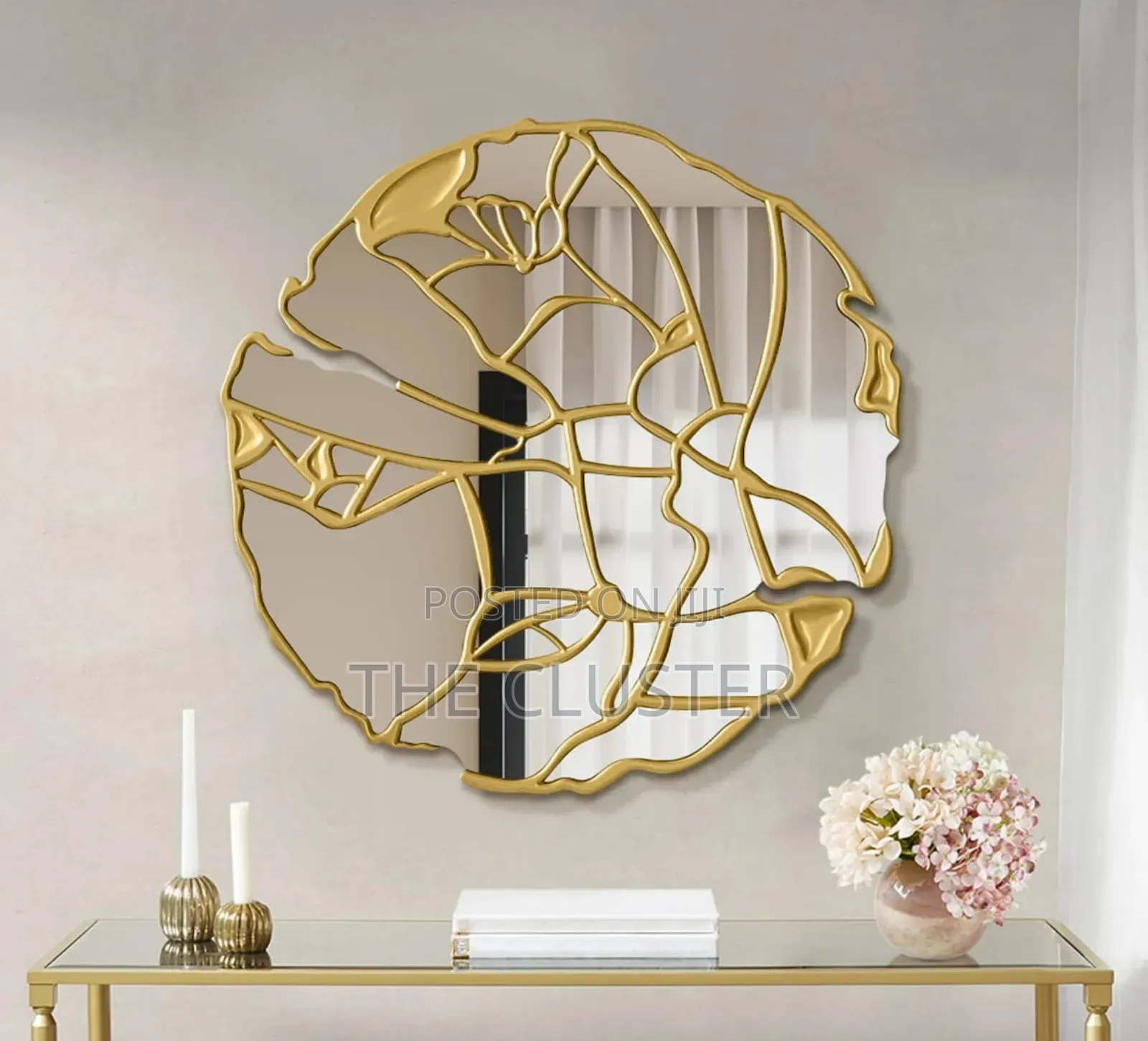 A Villa Living Room Gold Mirror Frame for Console Decorative