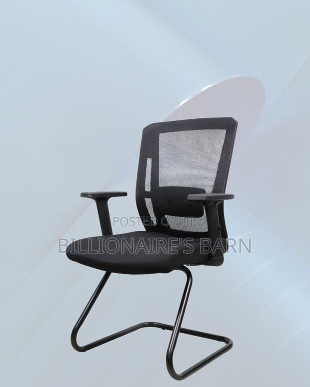 Comfortable Reception Visitor Seat | Professional Look for Your Space - thumbnail 3