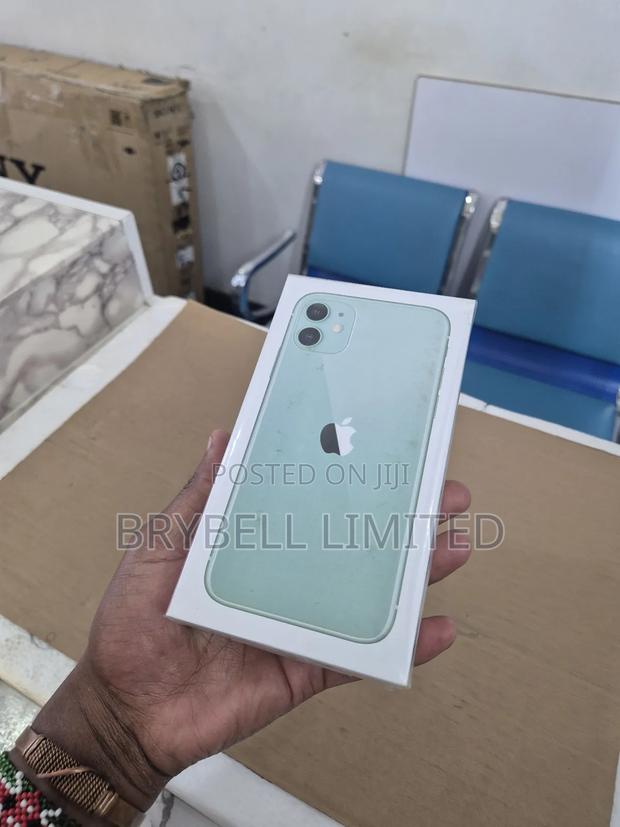 New Apple iPhone 11 128 GB Green - thumbnail 3