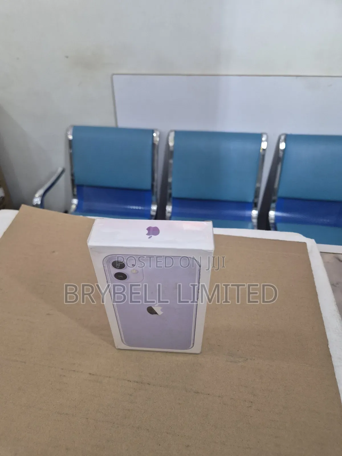 New Apple iPhone 11 128 GB Purple