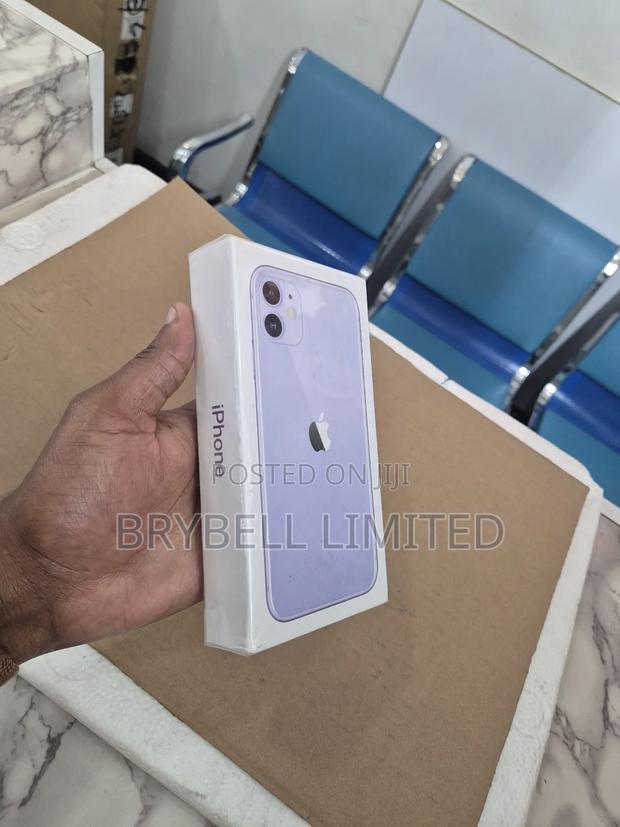 New Apple iPhone 11 128 GB Purple - thumbnail 7