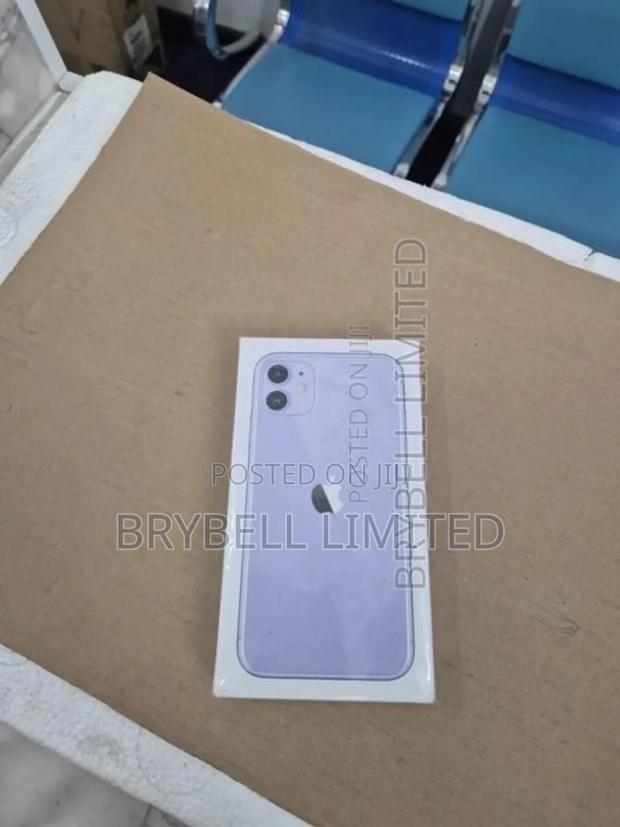 New Apple iPhone 11 128 GB Purple - thumbnail 3