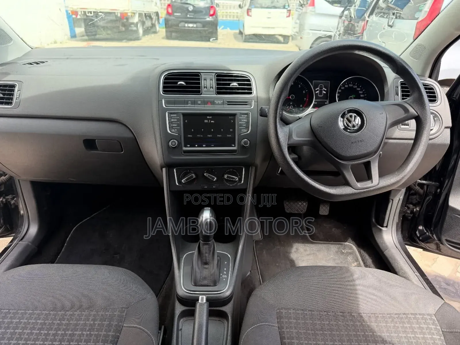 Volkswagen Polo 2019 Black