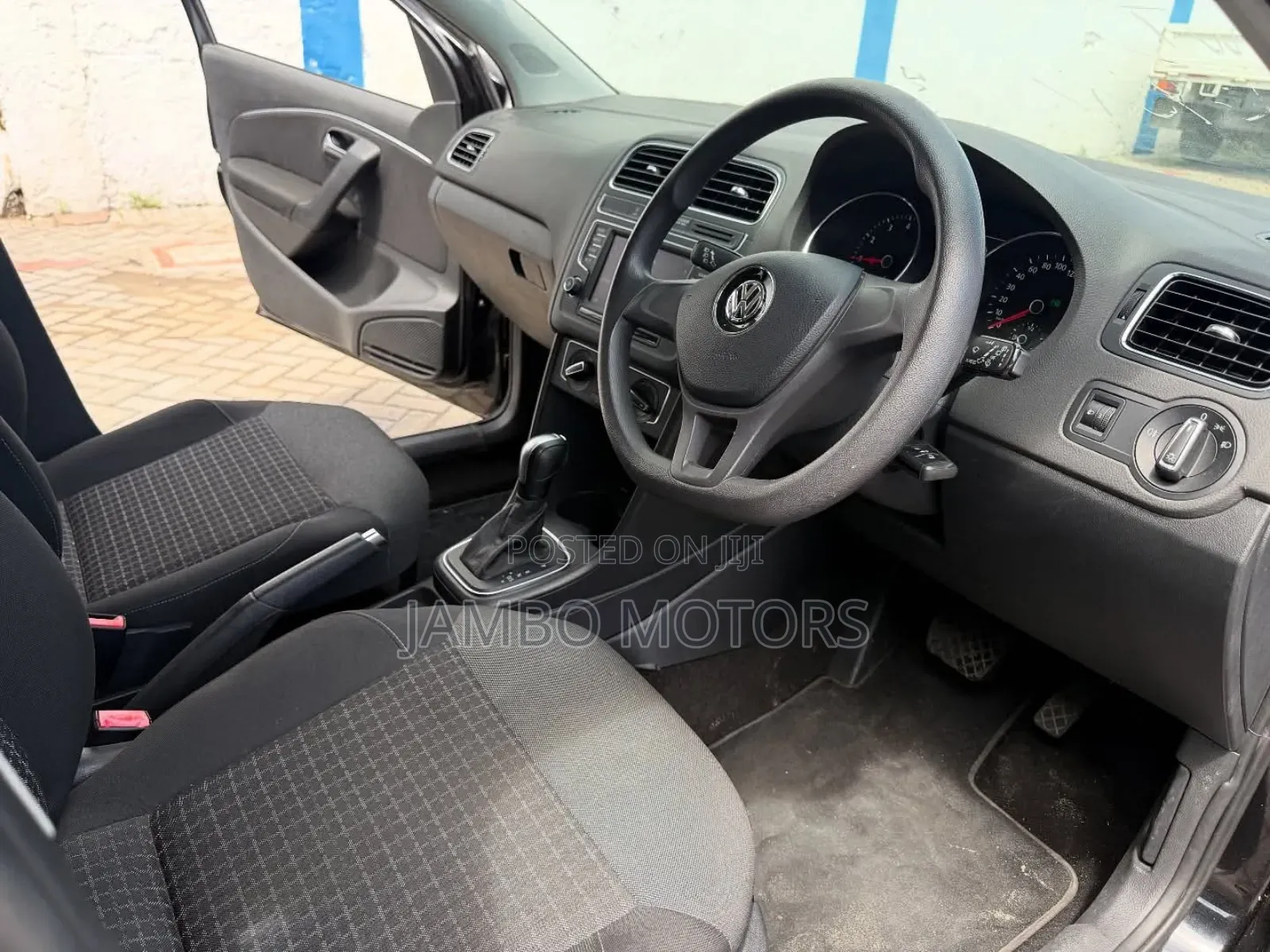 Volkswagen Polo 2019 Black