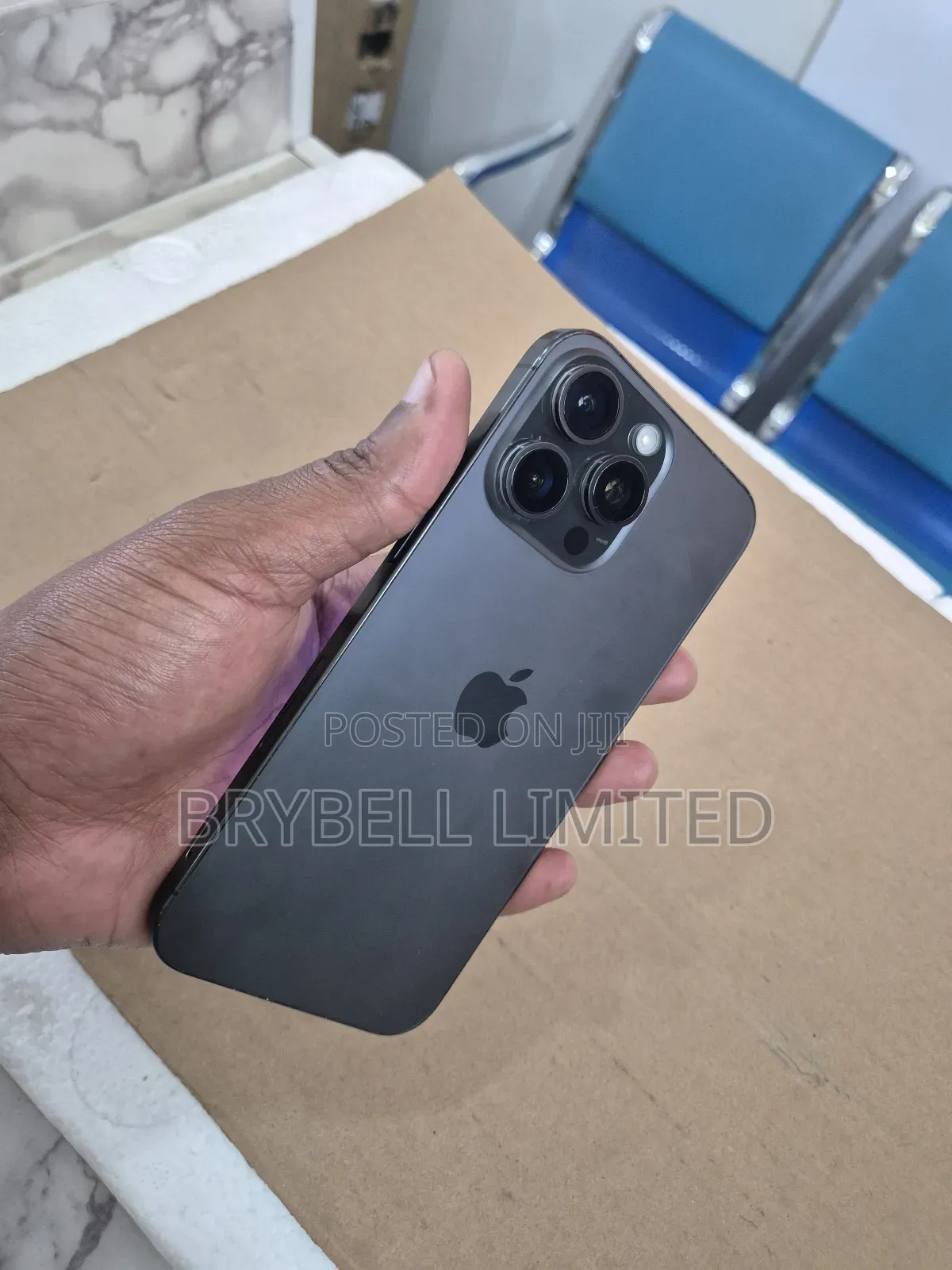 Apple iPhone 15 Pro Max 1 TB Gray