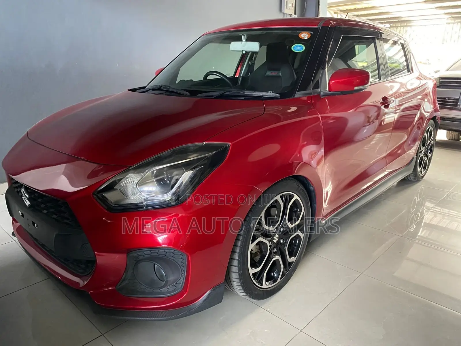 Suzuki Swift 2018 Red