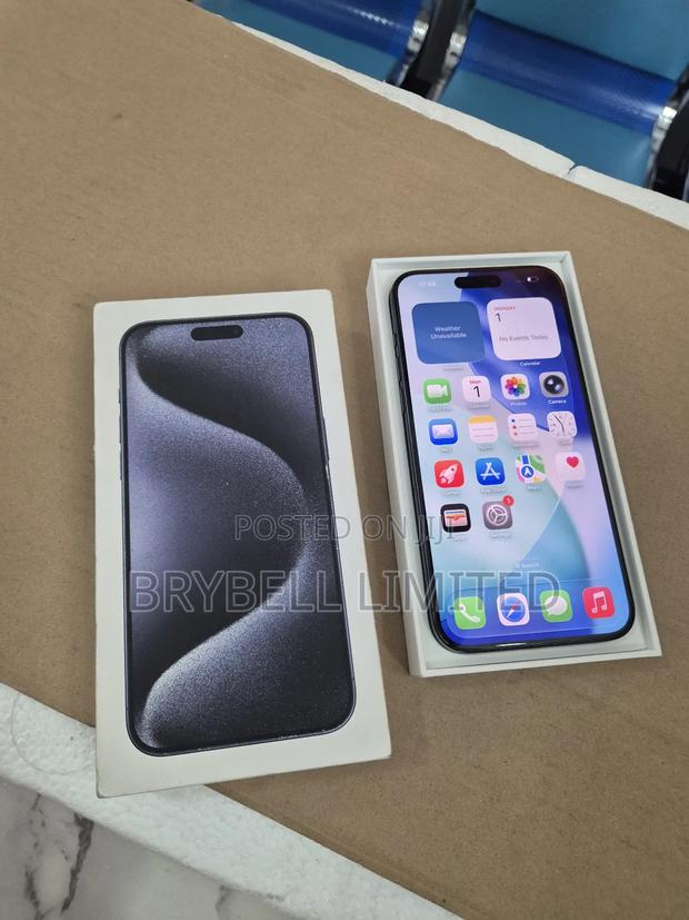 Apple iPhone 15 Pro Max 256 GB Blue - thumbnail 6