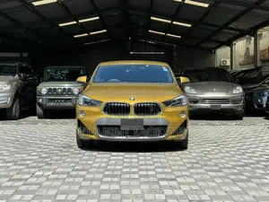 BMW X2 2018 Gold