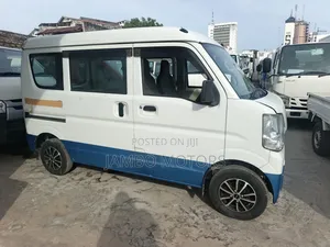 Suzuki Every 2019 White